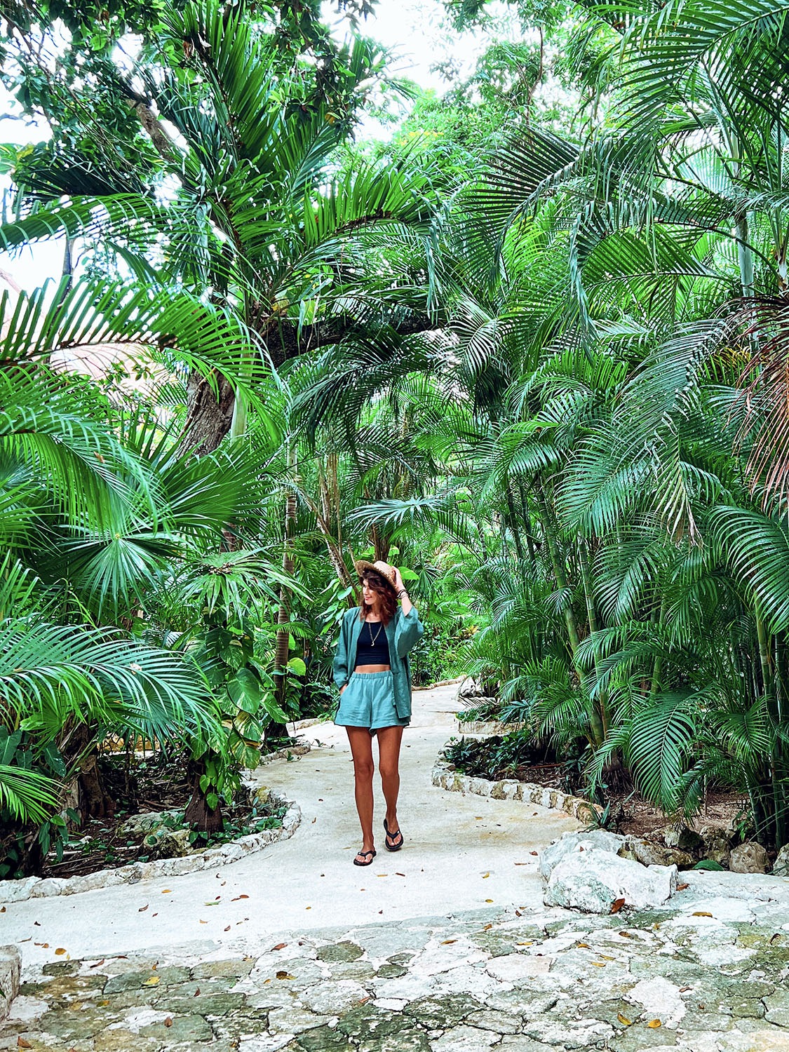 Alexandra Czerwińska na krańcu świata w meksykańskiej dżungli zaprasza do kontaktu